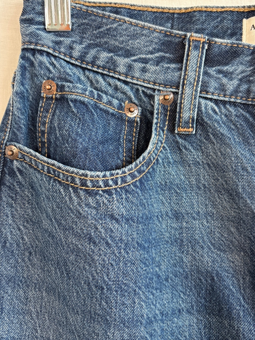 Abercrombie & Fitch Wide-Leg High Rise Jeans in Dark Blue - Picture 5 of 16